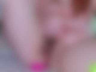 EllaSwert's Live Sex Cam Show