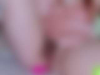 EllaSwert's Live Sex Cam Show