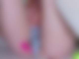 Live cam show with EllaSwert - Spy Mature on Camsoda