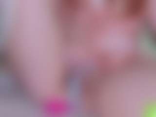 EllaSwert's Live Sex Cam Show