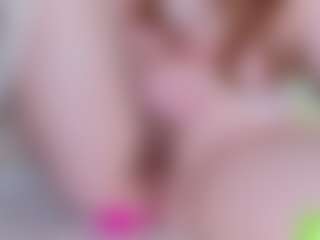 EllaSwert's Live Sex Cam Show