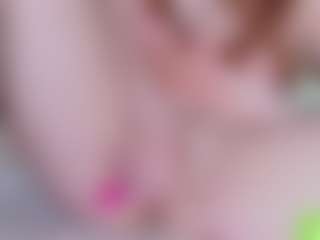 EllaSwert's Live Sex Cam Show