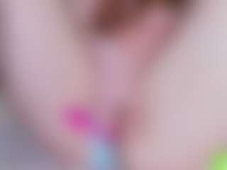 EllaSwert's Live Sex Cam Show