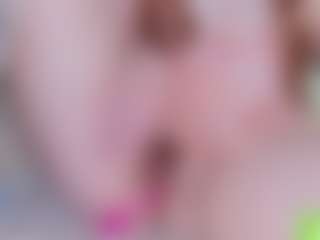 EllaSwert's Live Sex Cam Show