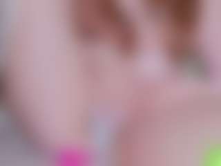 Live cam show with EllaSwert - Blue Eyes on Camsoda