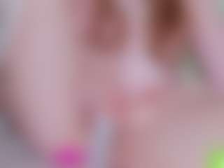 Live cam show with EllaSwert - Mature Young Adult on Camsoda
