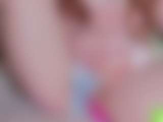 EllaSwert's Live Sex Cam Show
