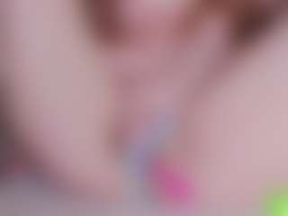 Live cam show with EllaSwert - Mature Young Adult on Camsoda