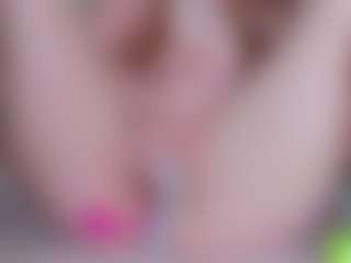 Live cam show with EllaSwert - Mature Young Adult on Camsoda