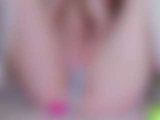 EllaSwert's Live Sex Cam Show