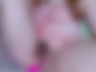 EllaSwert's Live Sex Cam Show