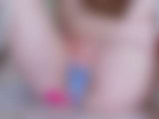 Live cam show with EllaSwert - Red Hair Teen (18+) on eurowanks.com