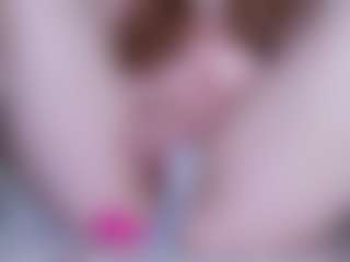 Live cam show with EllaSwert - Average on Camsoda