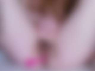 EllaSwert's Live Sex Cam Show