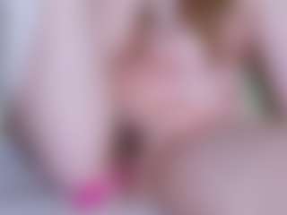 EllaSwert's Live Sex Cam Show