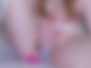EllaSwert's Live Sex Cam Show