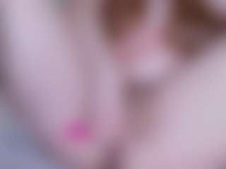 EllaSwert's Live Sex Cam Show