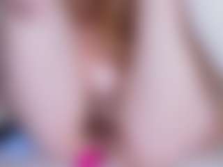 EllaSwert's Live Sex Cam Show
