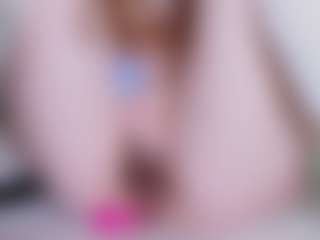 EllaSwert's Live Sex Cam Show