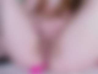 EllaSwert's Live Sex Cam Show