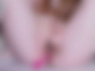 EllaSwert's Live Sex Cam Show