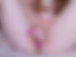 EllaSwert's Live Sex Cam Show