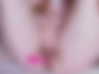 EllaSwert's Live Sex Cam Show