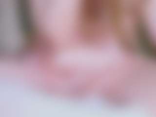 EllaSwert's Live Sex Cam Show