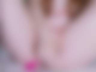EllaSwert's Live Sex Cam Show