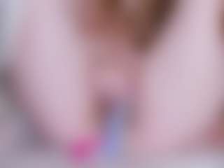EllaSwert's Live Sex Cam Show