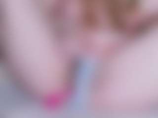 EllaSwert's Live Sex Cam Show