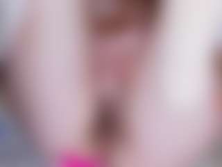 EllaSwert's Live Sex Cam Show
