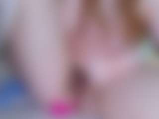 EllaSwert's Live Sex Cam Show