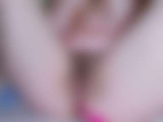 EllaSwert's Live Sex Cam Show