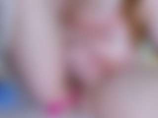 EllaSwert's Live Sex Cam Show