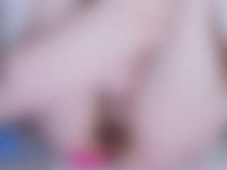 EllaSwert's Live Sex Cam Show