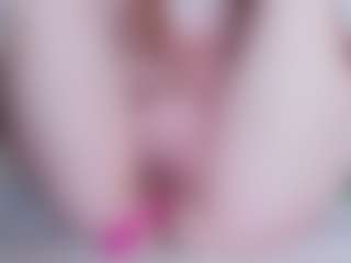 EllaSwert's Live Sex Cam Show