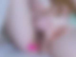 EllaSwert's Live Sex Cam Show