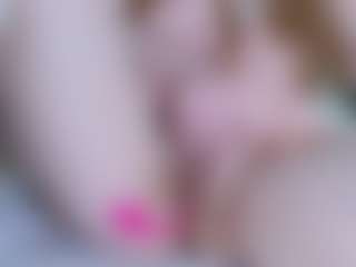 EllaSwert's Live Sex Cam Show