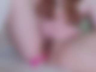 EllaSwert's Live Sex Cam Show