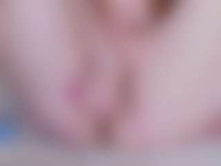 Live cam show with EllaSwert - Average on Fling VIP Chat