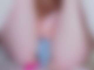 EllaSwert's Live Sex Cam Show