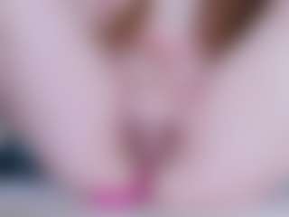 Live cam show with EllaSwert - Red Hair Cum on Camsoda