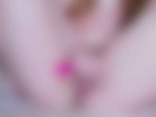 EllaSwert's Live Sex Cam Show