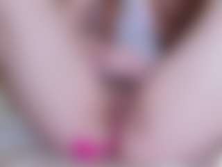 EllaSwert's Live Sex Cam Show