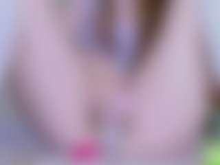 Live cam show with EllaSwert - Red Hair Squirt on Camsoda