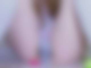 EllaSwert's Live Sex Cam Show