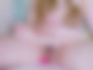 Live cam show with EllaSwert - Mature on hrnylive.com