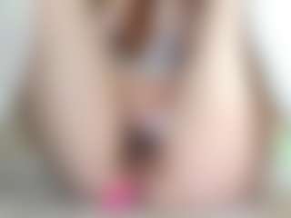 EllaSwert's Live Sex Cam Show