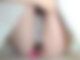 EllaSwert's Live Sex Cam Show